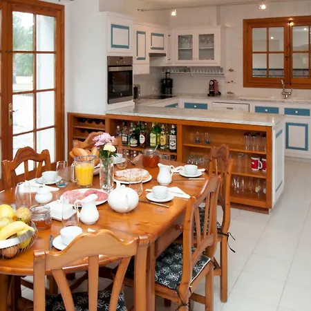 Sa Legitima 게스트하우스 4*